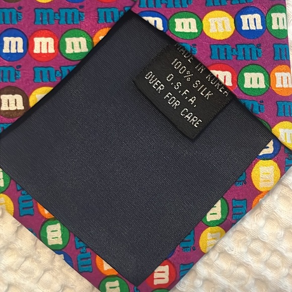 Men’s M&M Tie Colorful 100% Silk Made by Planet Mars Handmade - Picture 5 of 6